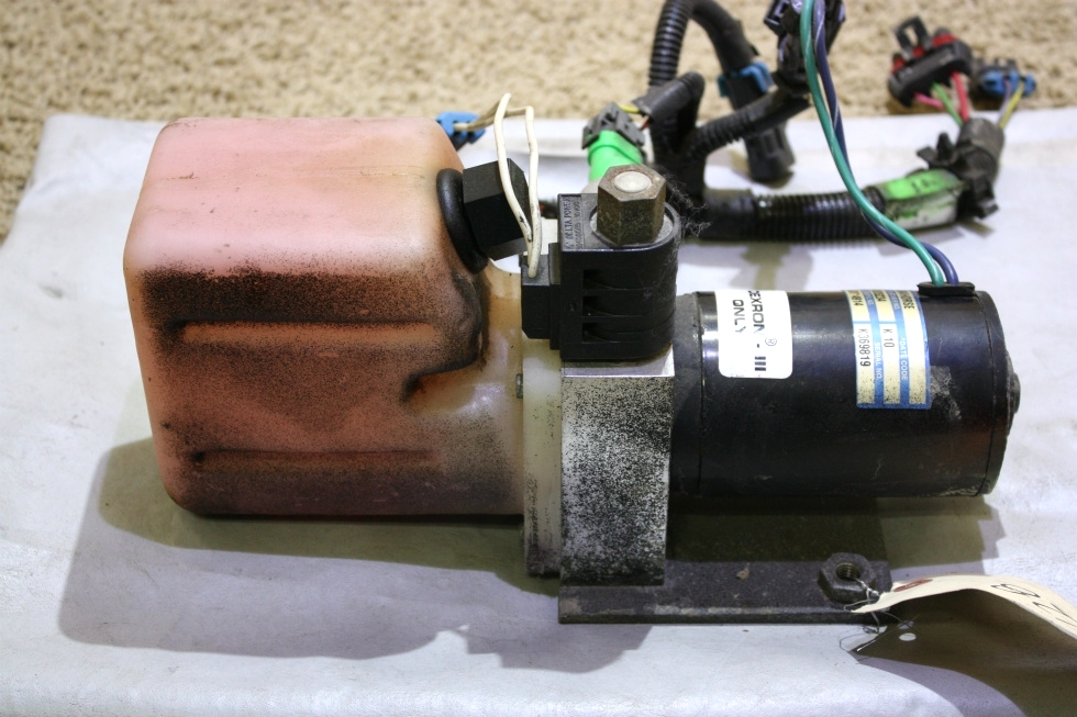 RV Components USED RV WORKHORSE CHASSIS HYDRAULIC PUMP S100T*4914 FOR