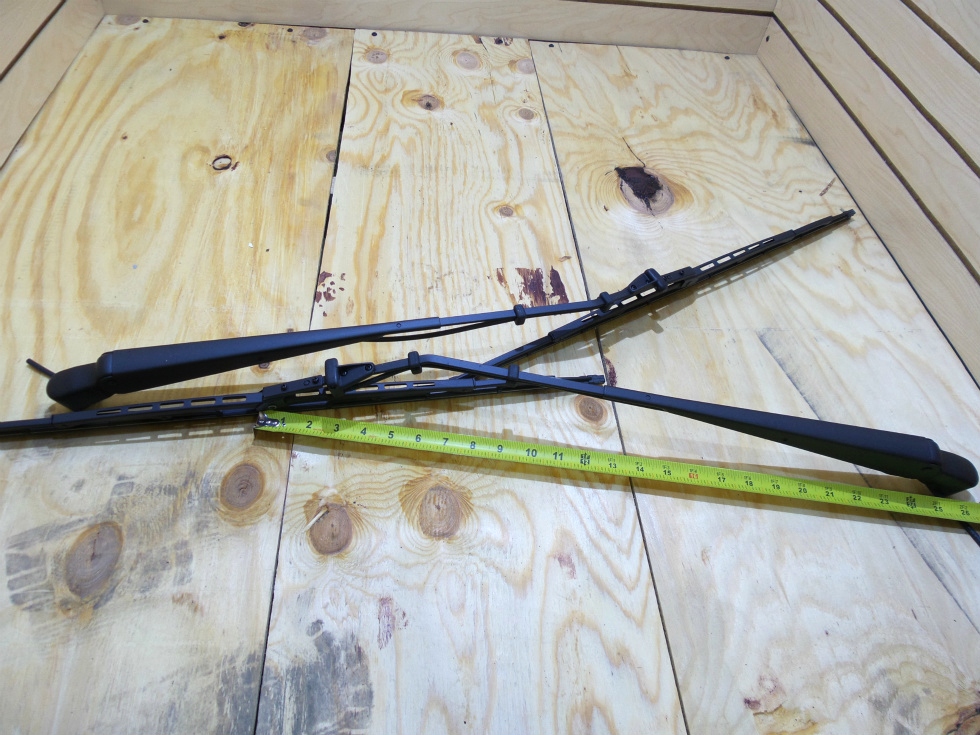 RV Components NEW FLEETWOOD WIPER ARM AND BLADE FOR SALE RV Wiper Motors Parts FLEETWOOD